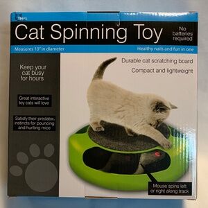 NWT! Cat Spinning Toy for Adult Cats and Kittens! No Batteries Required!